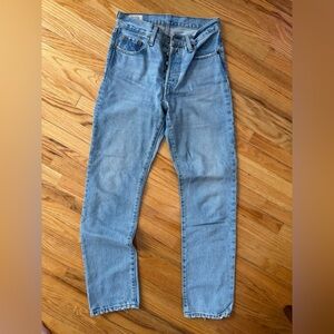 Levi’s 501 - Classic Light Wash